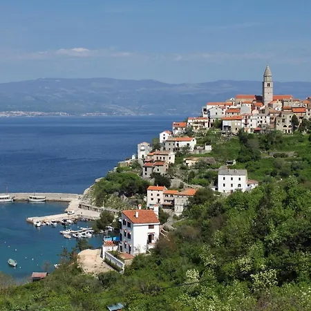 Lägenhet By The Sea Vrbnik, Krk - 14806 *