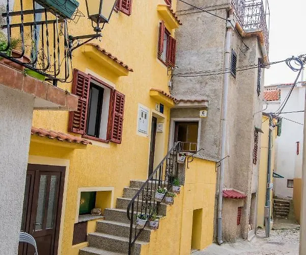 아파트 By The Sea Vrbnik, Krk - 14806 *